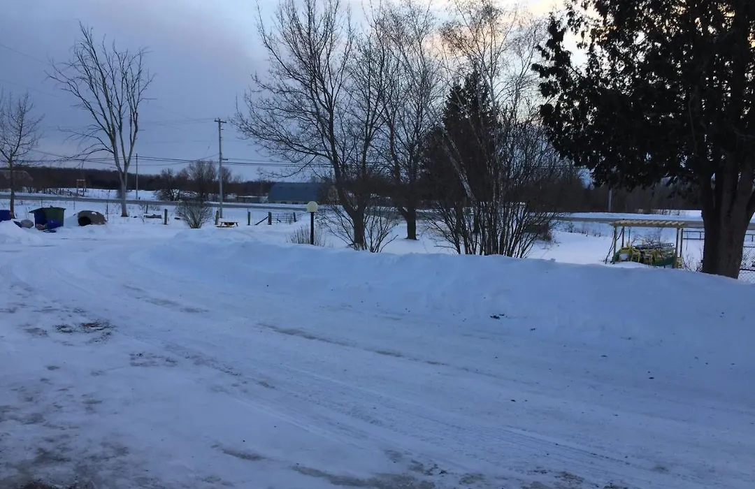 Balsam Lake Boutique Motel-1